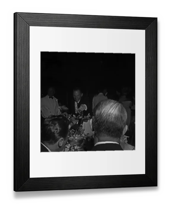 Framed Print : Frank Sinatra On The Town Framed Print : Frank Sinatra On The Town