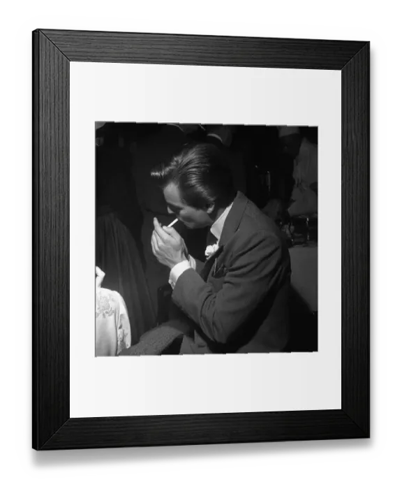 Framed Print : Robert Wagner At An Event Framed Print : Robert Wagner At An Event