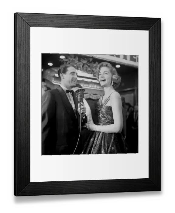 Framed Print : Lauren Bacall Framed Print : Lauren Bacall