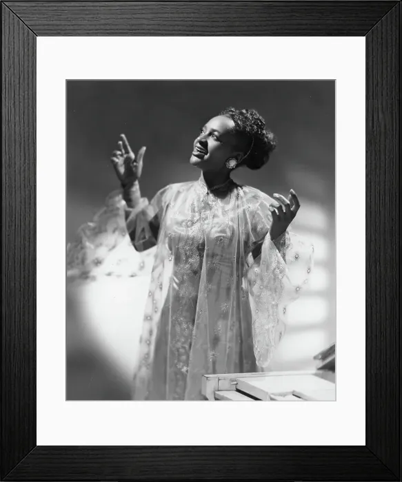 Framed Print : Clara Ward Portrait Session Framed Print : Clara Ward Portrait Session