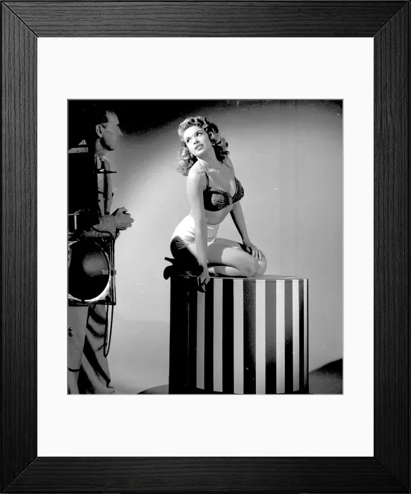 Framed Print : Photo of Jayne Mansfield Framed Print : Photo of Jayne Mansfield
