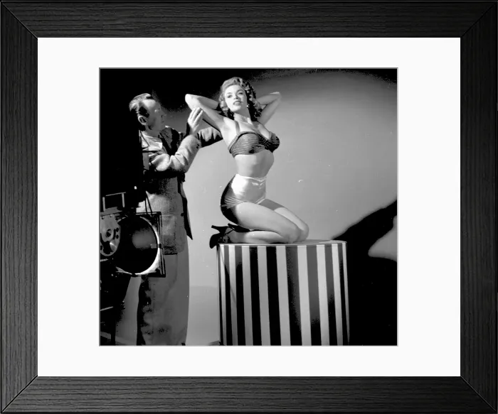 Framed Print : Photo of Jayne Mansfield Framed Print : Photo of Jayne Mansfield