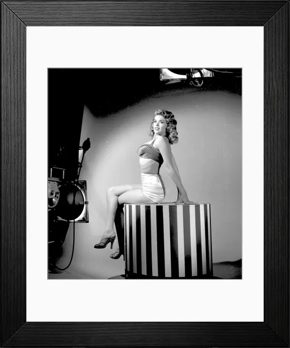 Framed Print : Photo of Jayne Mansfield Framed Print : Photo of Jayne Mansfield