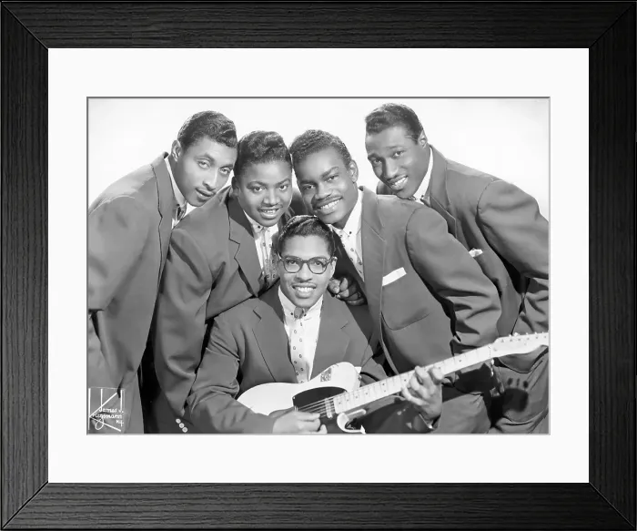 Framed Print : Moonglows Portrait In NY Framed Print : Moonglows Portrait In NY