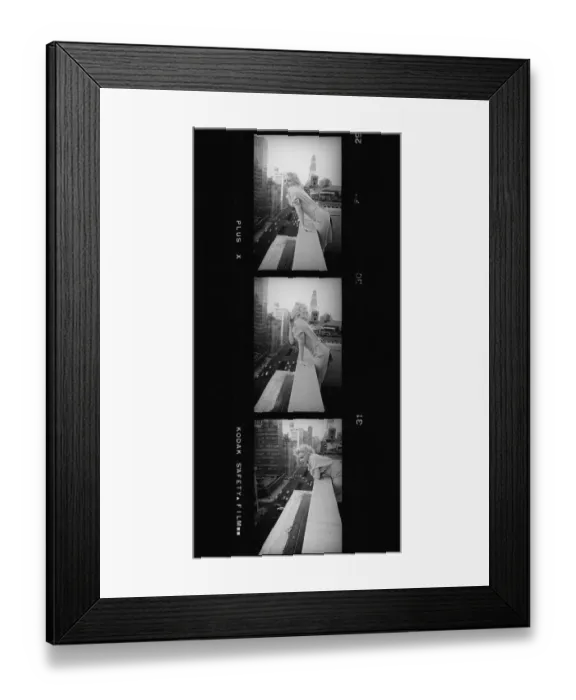 Framed Print : Marilyn Monroe Framed Print : Marilyn Monroe
