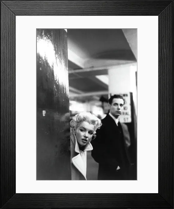 Framed Print : Marilyn In Grand Central Station Framed Print : Marilyn In Grand Central Station