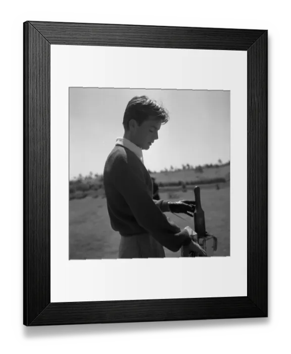Framed Print : Robert Wagner Playing Golf Framed Print : Robert Wagner Playing Golf