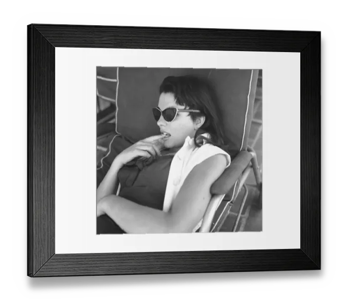 Framed Print : Joan Collins Framed Print : Joan Collins