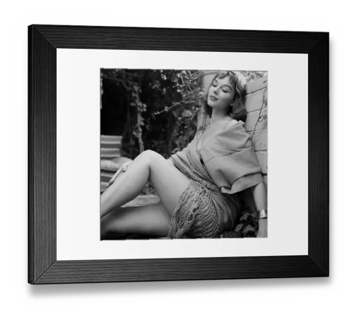 Framed Print : Vikki Dougan