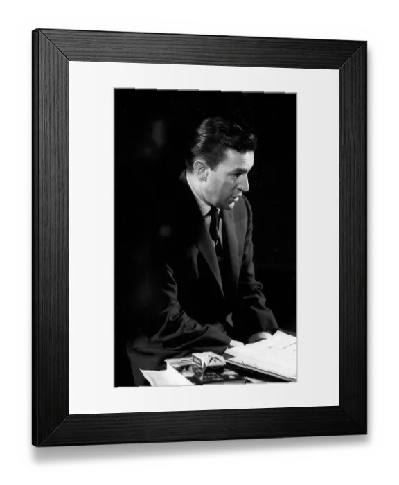 Framed Print : Mike Wallace Portrait Session Framed Print : Mike Wallace Portrait Session