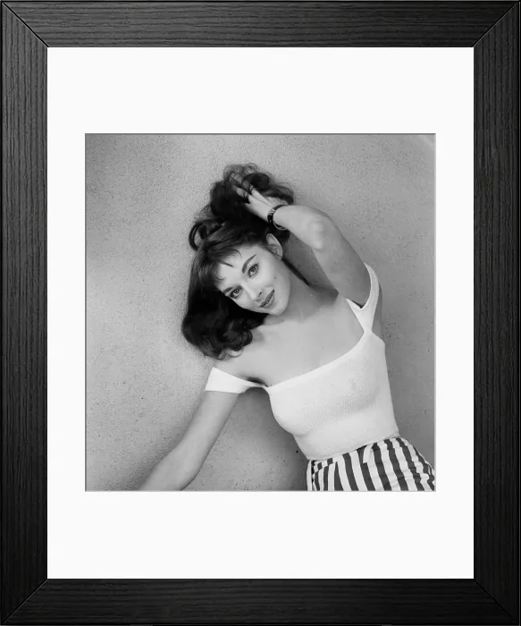 Framed Print : Vikki Dougan Framed Print : Vikki Dougan