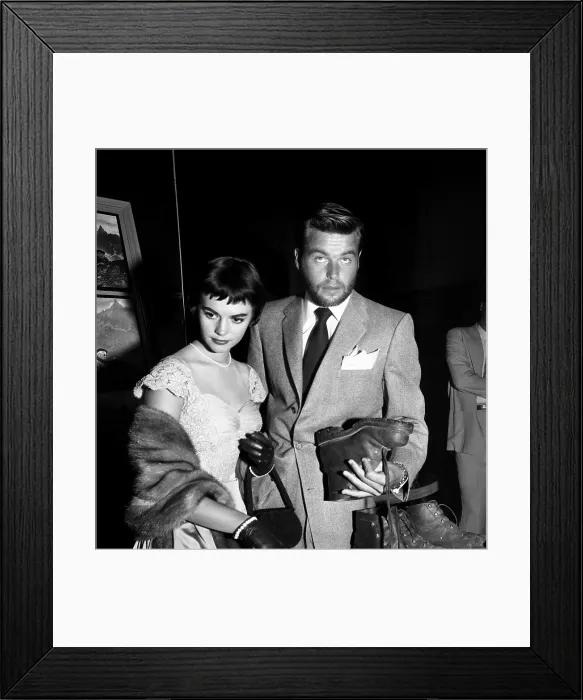 Framed Print : Natalie Wood And Robert Wagner Framed Print : Natalie Wood And Robert Wagner