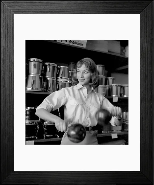 Framed Print : Vikki Dougan