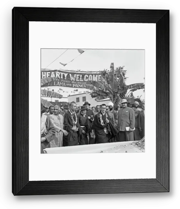 Framed Print : UNESCO Buddhist Conference, 1956 Framed Print : UNESCO Buddhist Conference, 1956