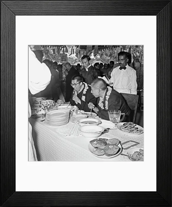 Framed Print : UNESCO Buddhist Conference, 1956 Framed Print : UNESCO Buddhist Conference, 1956
