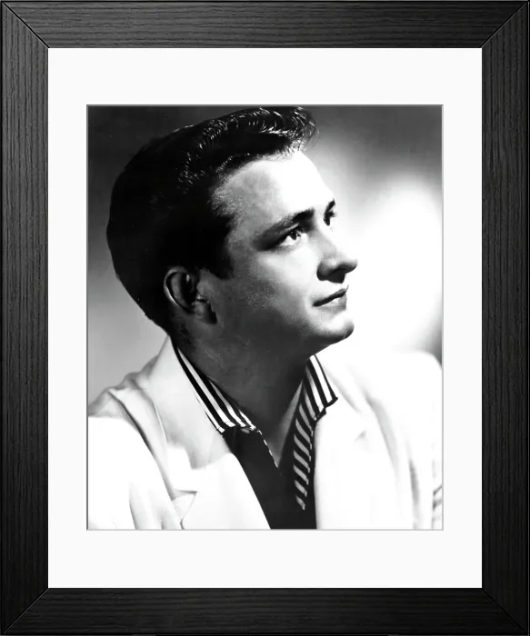 Framed Print : Johnny Cash Portrait Framed Print : Johnny Cash Portrait