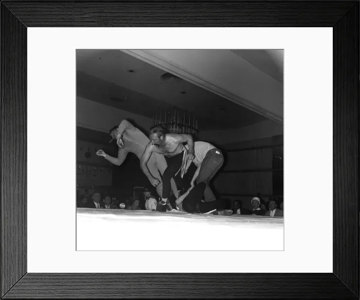 Framed Print : Bare Knuckle Boxing Match Framed Print : Bare Knuckle Boxing Match
