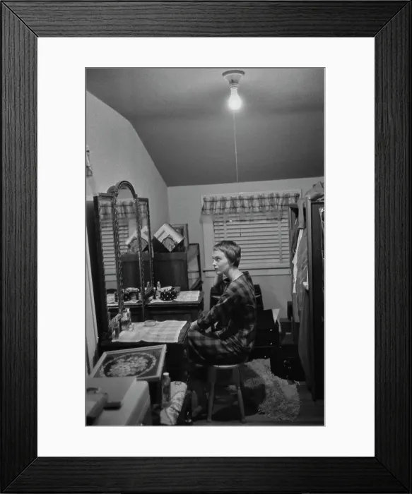 Framed Print : Jean Seberg At Home Framed Print : Jean Seberg At Home
