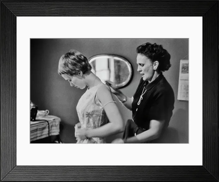 Framed Print : Jean And Dorothy Seberg Framed Print : Jean And Dorothy Seberg