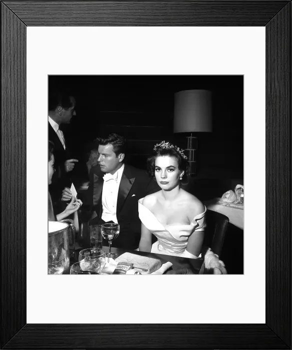 Framed Print : Natalie Wood And Robert Wagner Framed Print : Natalie Wood And Robert Wagner