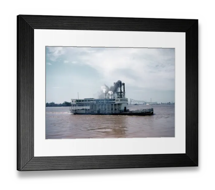 Framed Print : STERNWHEEL BOAT ON THE MISSISSIPPI Framed Print : STERNWHEEL BOAT ON THE MISSISSIPPI