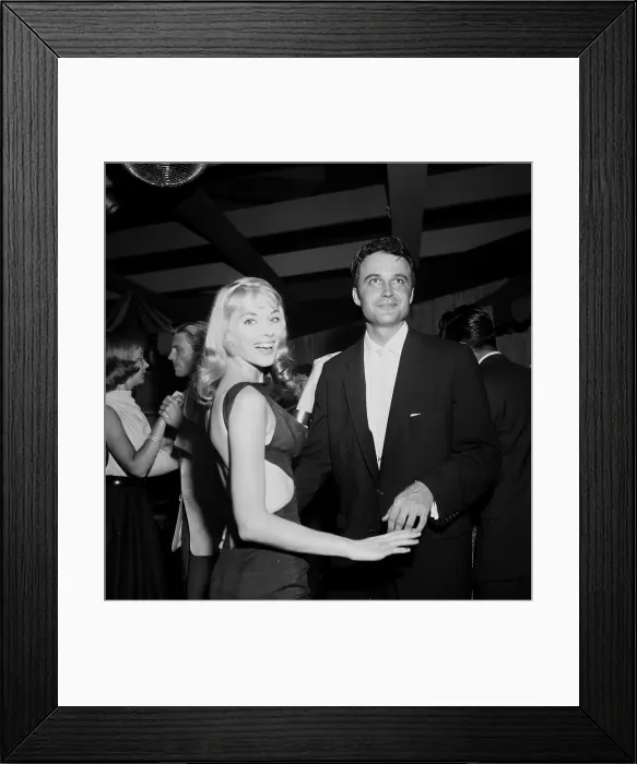 Framed Print : Vikki Dougan Framed Print : Vikki Dougan