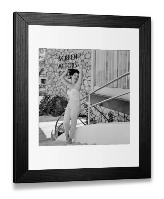 Framed Print : Photo of Joan Bradshaw