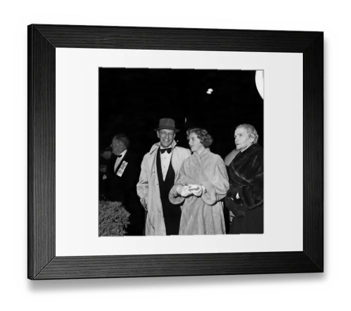 Framed Print : Fred Astaire On The Town Framed Print : Fred Astaire On The Town