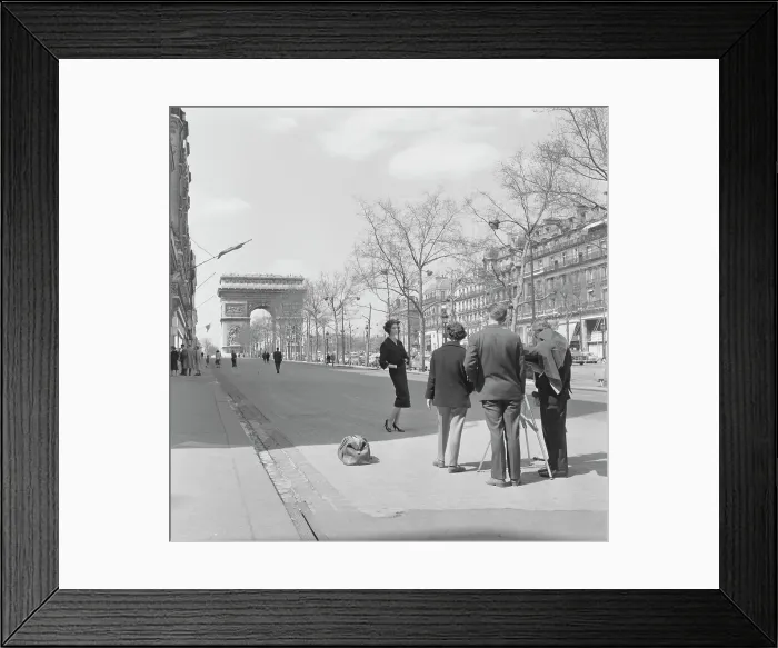 Framed Print : Fashion Shoot In Paris Framed Print : Fashion Shoot In Paris