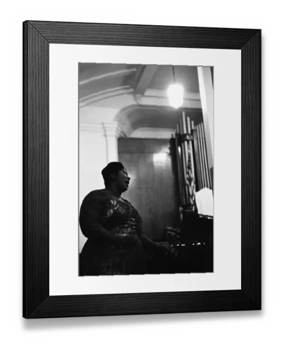 Framed Print : Mahalia Jackson Sings At A Church Service Framed Print : Mahalia Jackson Sings At A Church Service