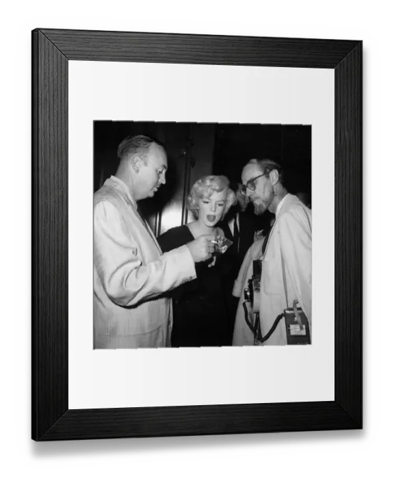 Framed Print : Marilyn & Earl