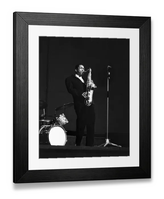Framed Print : Perfrorming In West Germany Framed Print : Perfrorming In West Germany