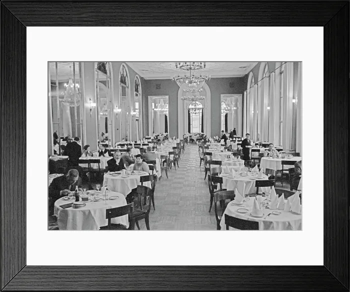 Framed Print : Moscow Restaurant Framed Print : Moscow Restaurant