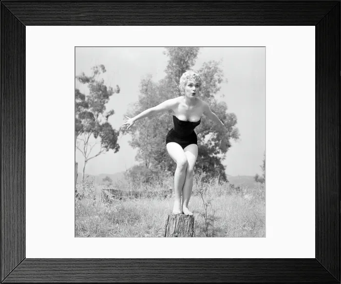 Framed Print : Photo of Roxanne Arlen Framed Print : Photo of Roxanne Arlen