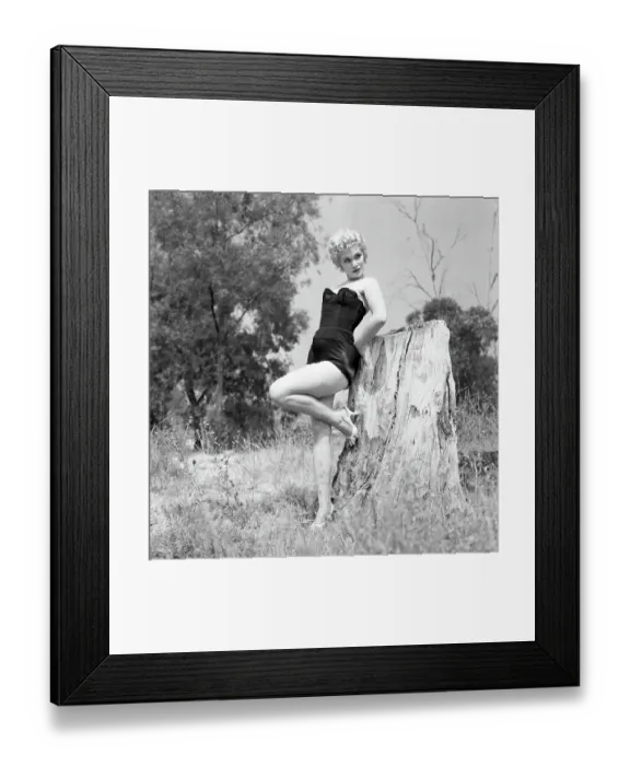 Framed Print : Photo of Roxanne Arlen Framed Print : Photo of Roxanne Arlen