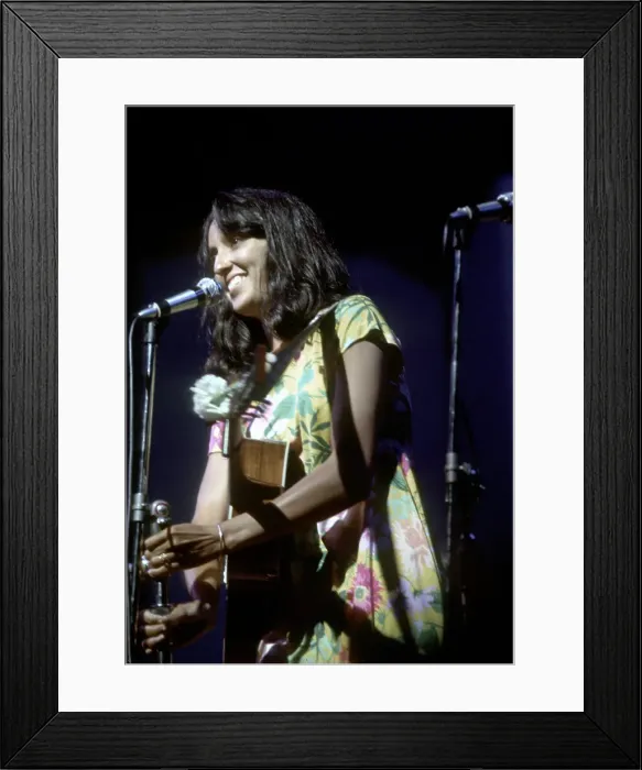 Framed Print : Photo of Joan Baez Framed Print : Photo of Joan Baez