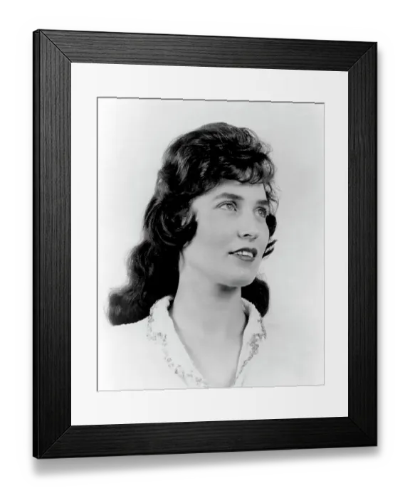 Framed Print : Loretta Lynn Portrait Framed Print : Loretta Lynn Portrait