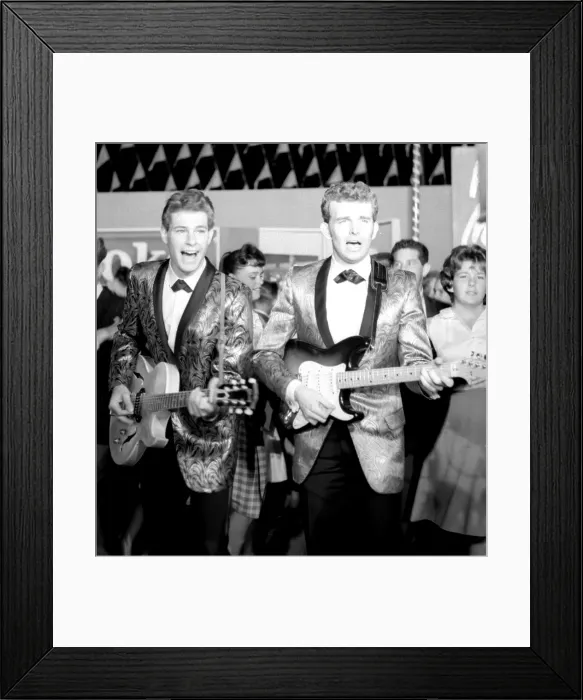 Framed Print : Skip & Flip