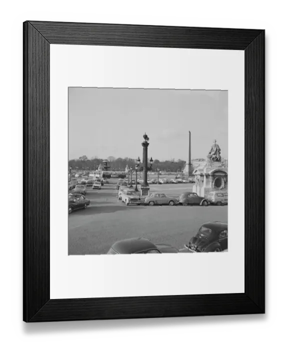 Framed Print : Place De La Concorde Parking Framed Print : Place De La Concorde Parking