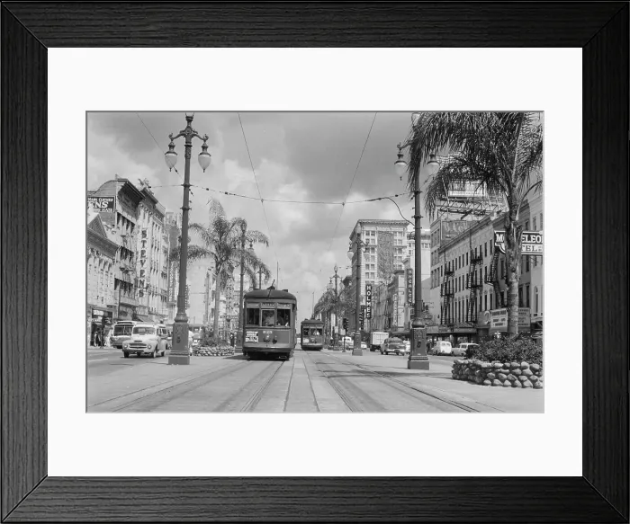 Framed Print : Canal Street Trams Framed Print : Canal Street Trams