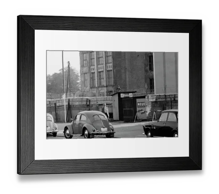 Framed Print : Berlin Wall Framed Print : Berlin Wall