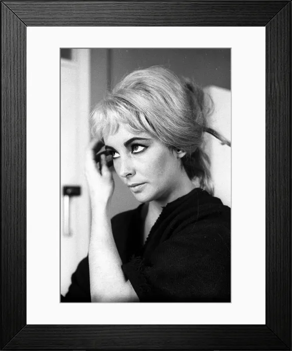 Framed Print : Liz Taylor Portrait Session In Blonde Wig Framed Print : Liz Taylor Portrait Session In Blonde Wig