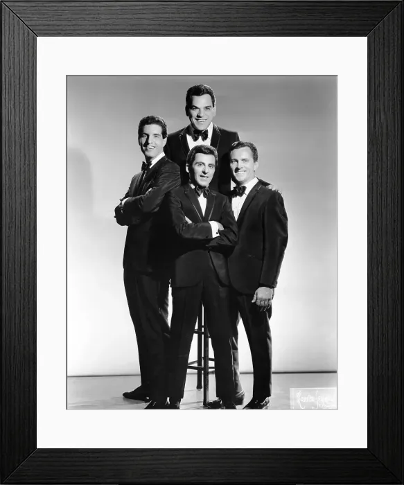 Framed Print : Four seasons Portrait session Framed Print : Four seasons Portrait session