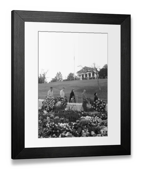 Framed Print : John F. Kennedy Grave Site Framed Print : John F. Kennedy Grave Site