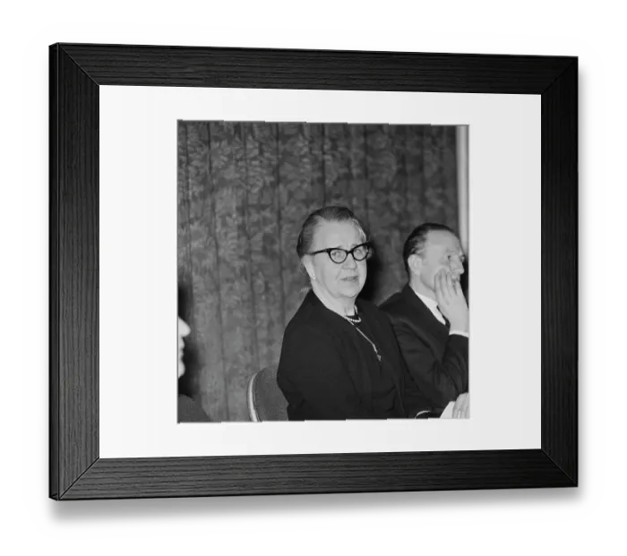 Framed Print : Mrs Oswald