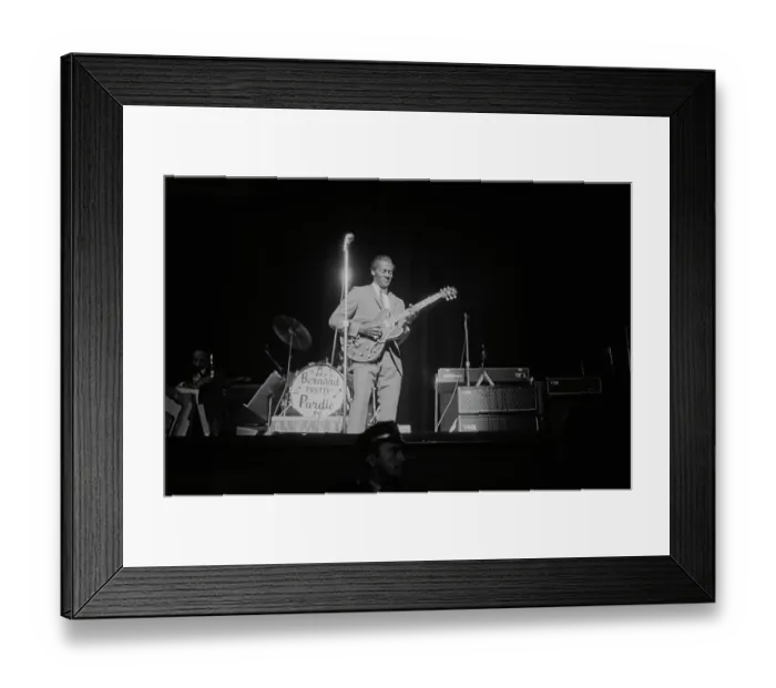 Framed Print : Chuck Berry Framed Print : Chuck Berry