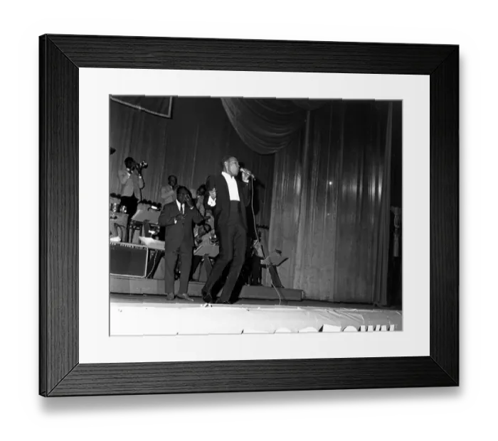 Framed Print : Soul Singer In The Motortown Revue Framed Print : Soul Singer In The Motortown Revue