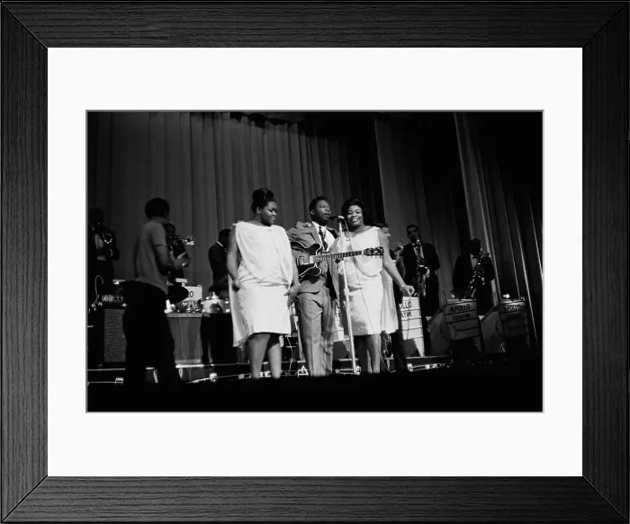 Framed Print : B.B. King At The Apollo Framed Print : B.B. King At The Apollo