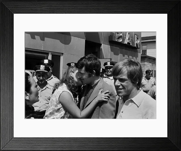 Framed Print : Dave Clark Five Fans Framed Print : Dave Clark Five Fans
