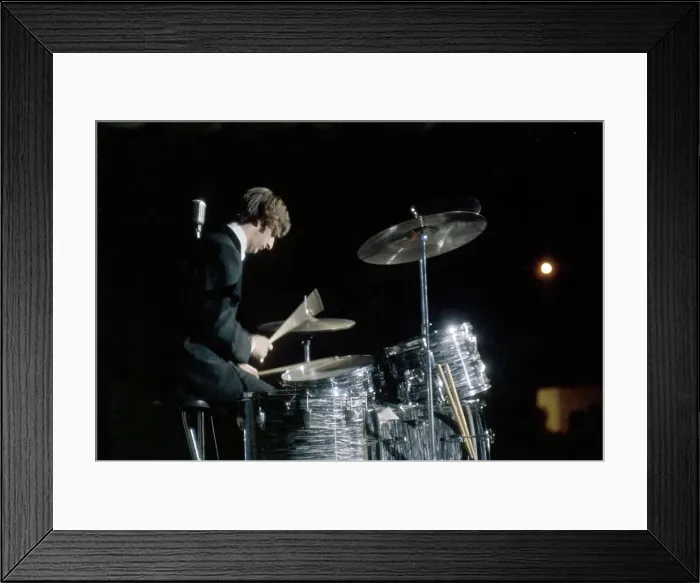Framed Print : Performing At Las Vegas Framed Print : Performing At Las Vegas